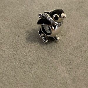 Practically New: 💯% Authentic “Skiing Penguin Charm” Pandora